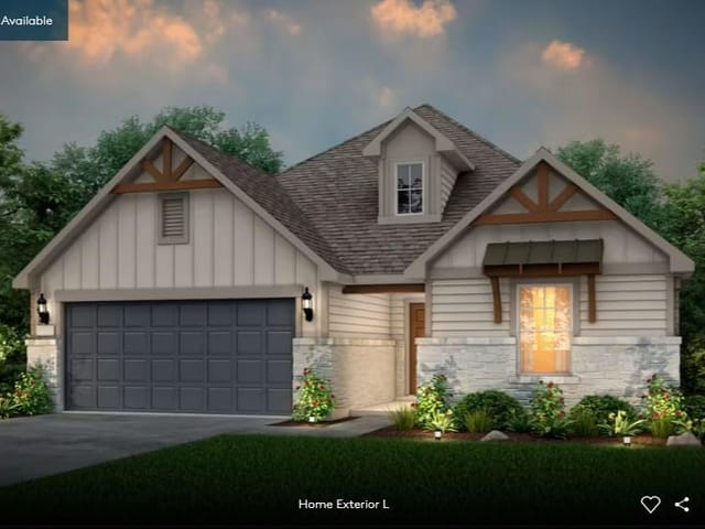 323 Archway LN