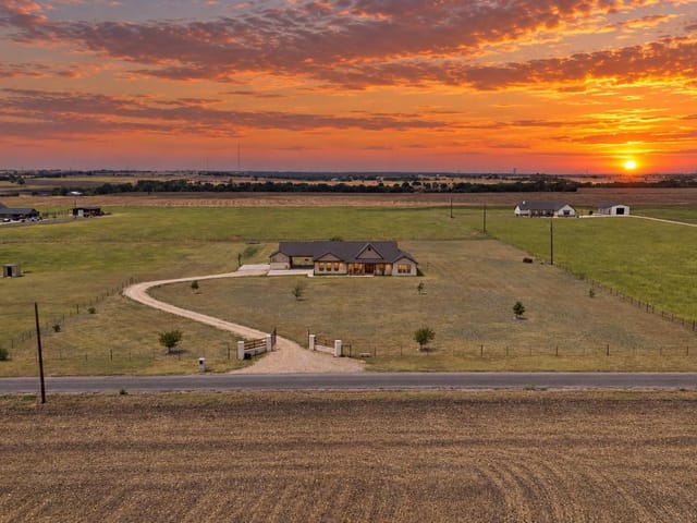 323 County Road 301