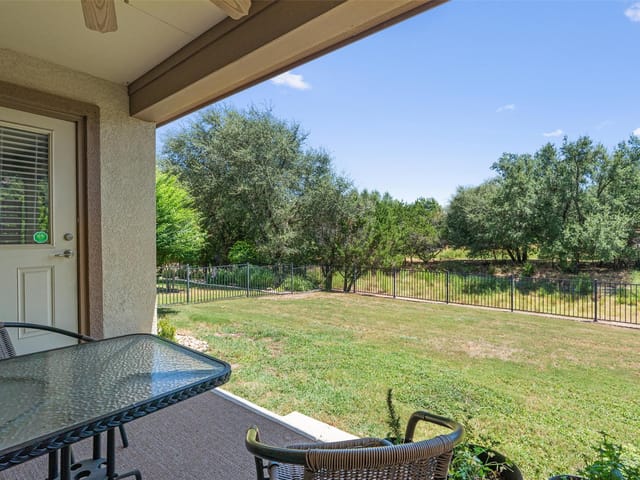 323 Salado Creek LN