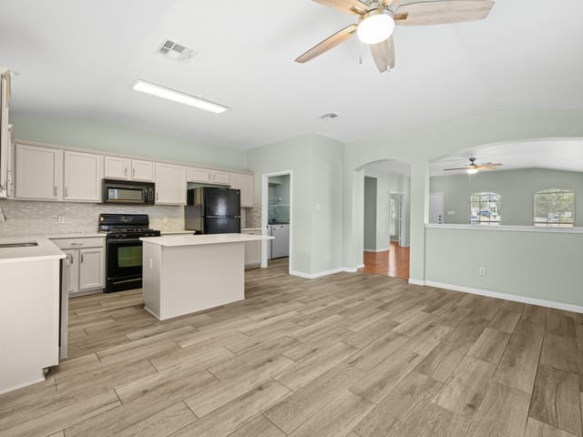 3233 Winding River TRL