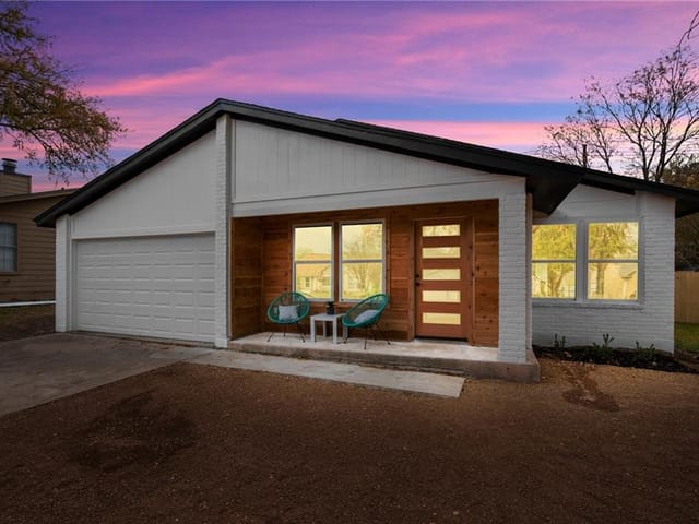 3235 Oak Aly