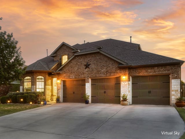 3237 Hidalgo LOOP