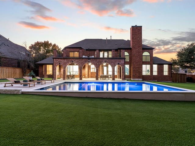 3238 Bay Hill Ln