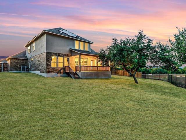 324 Autumn Oak WAY