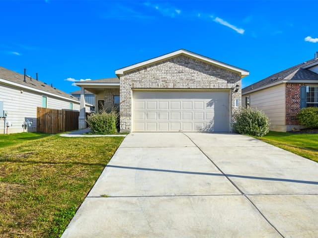 324 Harper LN