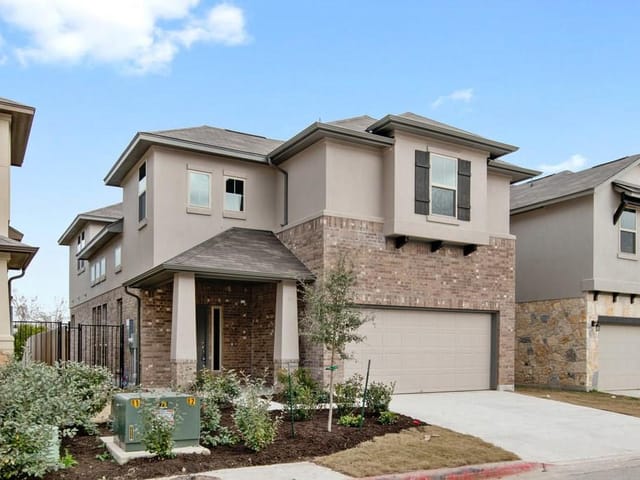 3240 E Whitestone Blvd Unit #18