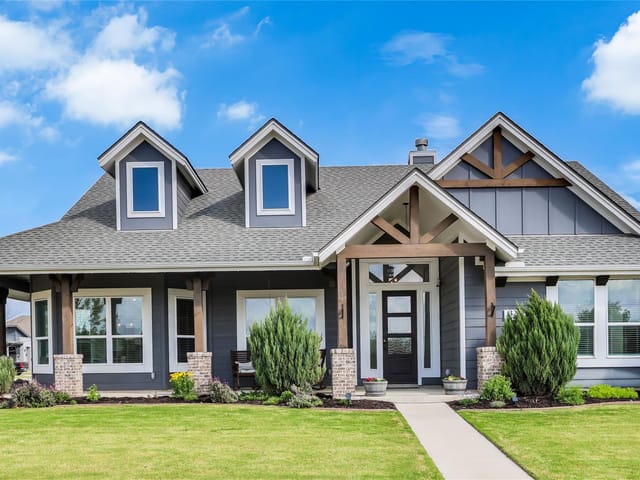325 Charli Cir