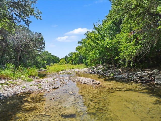 3250 County Road 2207