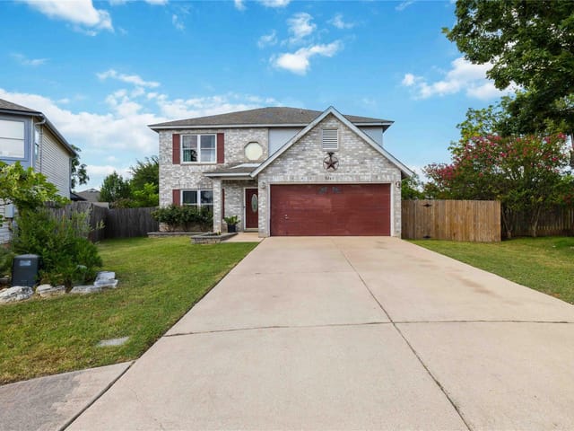 3263 Elizabeth Anne LN