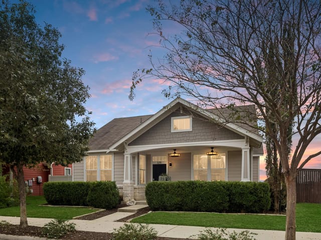 329  Newberry Trl