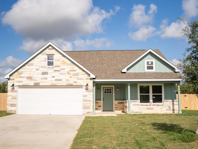 329  String Prairie Way