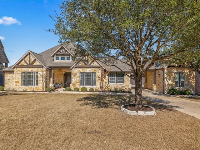 330 Desert Willow Way