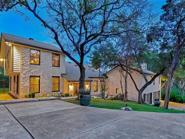 330 EANES SCHOOL Rd
