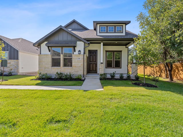 330  Orleanian Dr