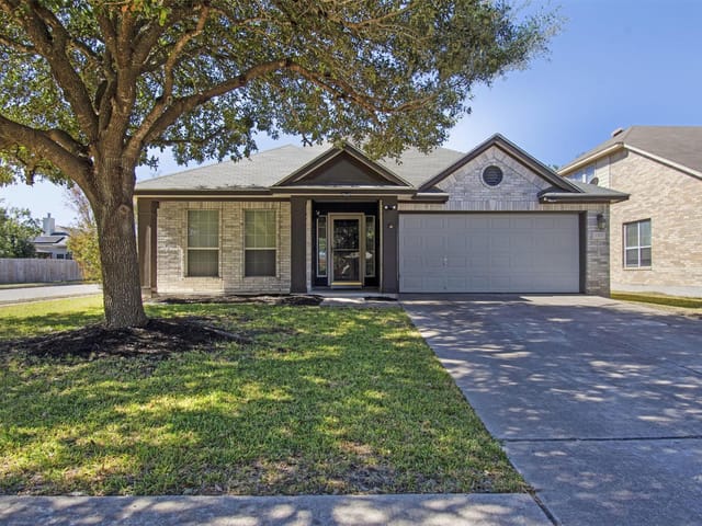 3300 Winding Shore LN