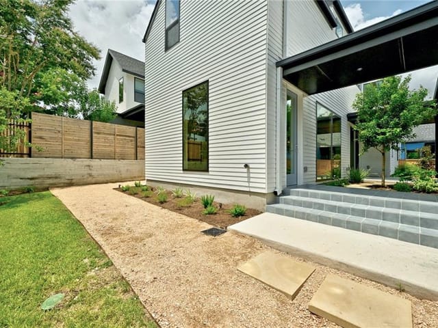 3302 Denver Ave Unit #1