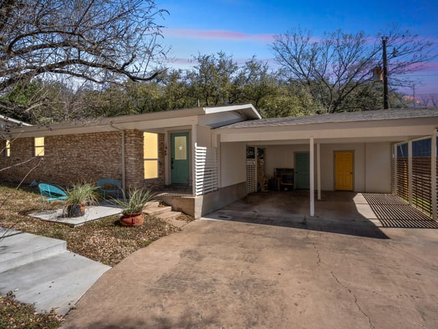 3303 Doolin DR Unit #A