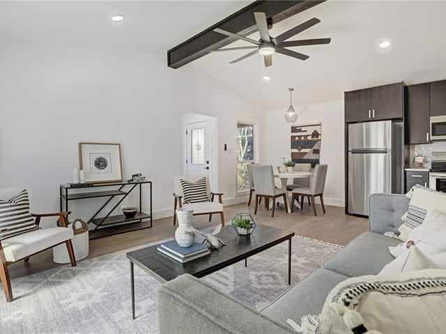 3303 Doolin Dr Unit #B