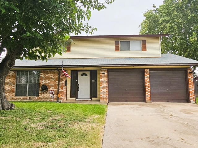 3303 Lake Charles Ave