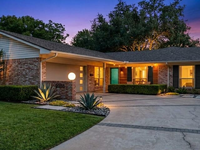View 3304 Whitepine DR 3304 Whitepine DR, photo 1 of 6, Austin, TX