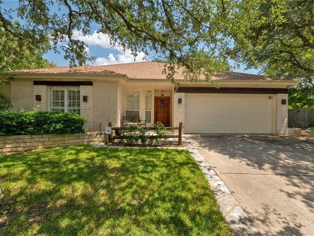 3305 Avenal DR