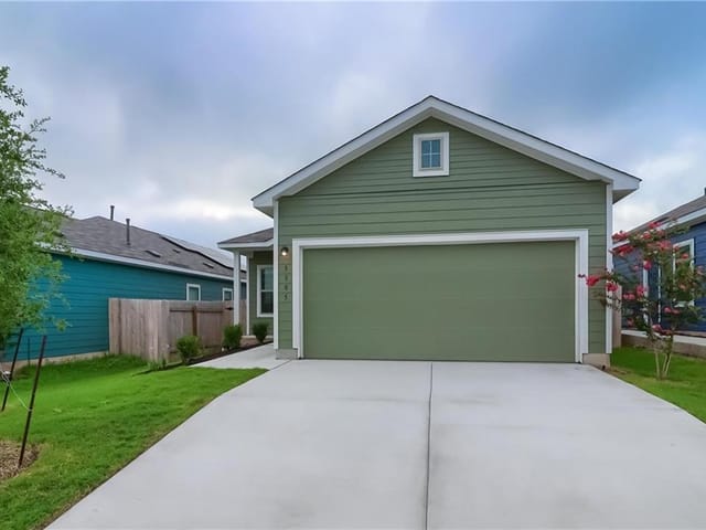 3305 Breckenridge Dr