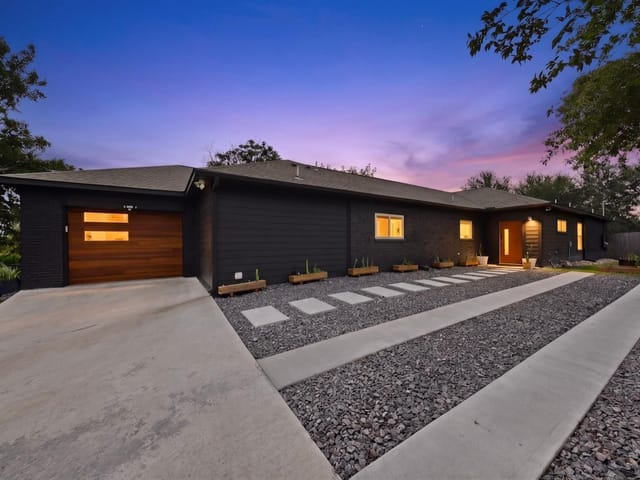 3305 Hycreek DR