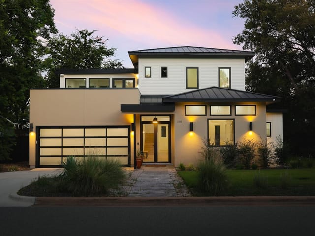 3305 Westland Dr