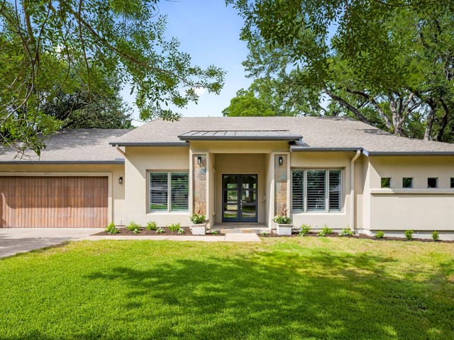 3306 Big Bend Dr
