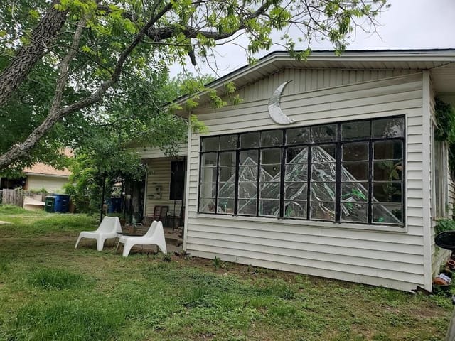 3306 Larry lane Ln