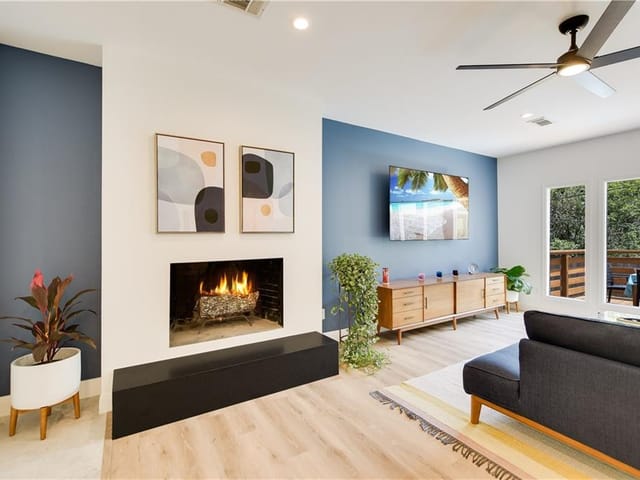 3307 Hycreek Dr