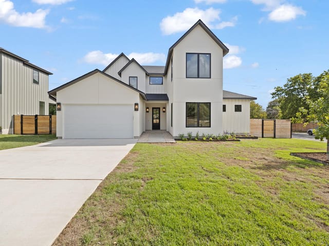 3308 Dolphin DR