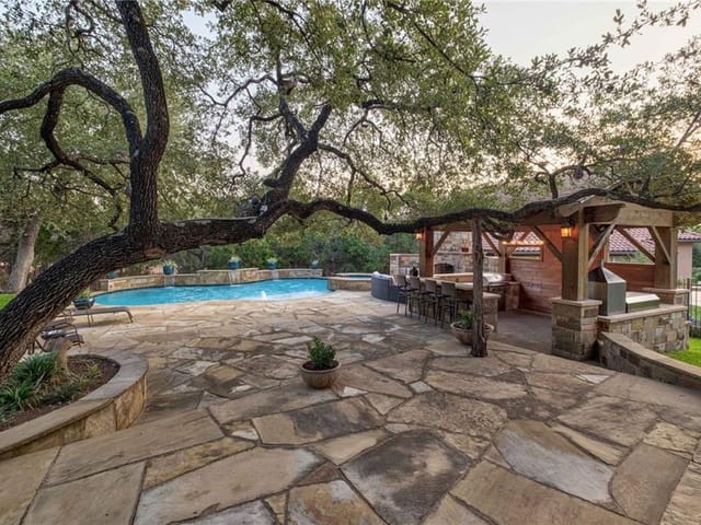 3308 Pearce Rd