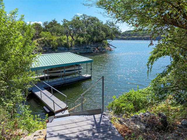 View 3309 Brasada LN 3309 Brasada LN - property photo 1 - Luxury home in Marble Falls, TX