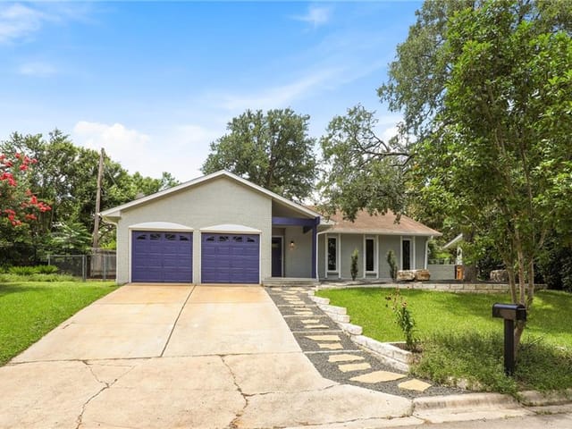 3309 Lakeside Dr