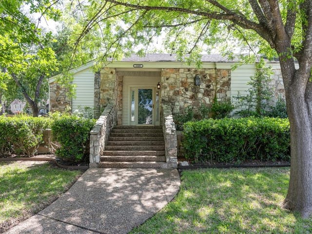 3309 Thousand Oaks Cv
