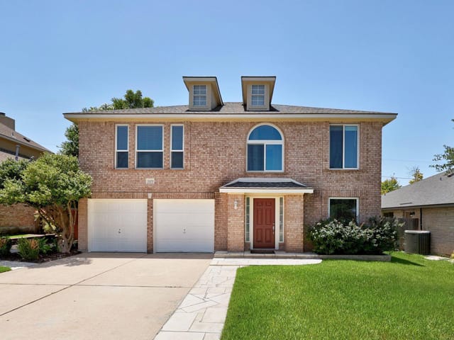 3309 Winding WAY