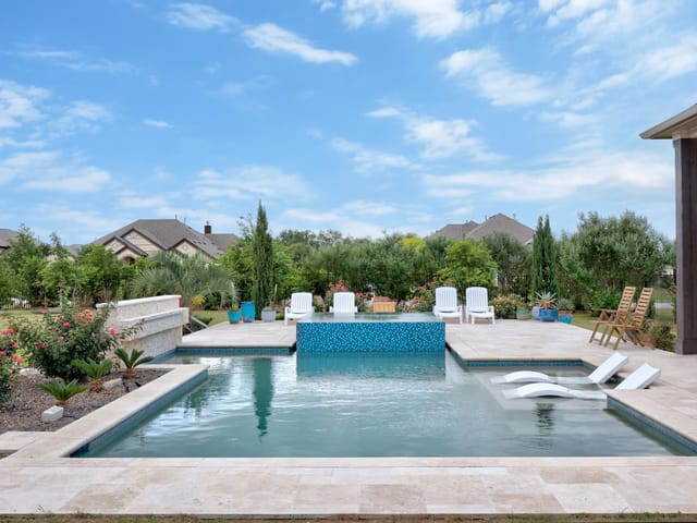 331 Linden LOOP