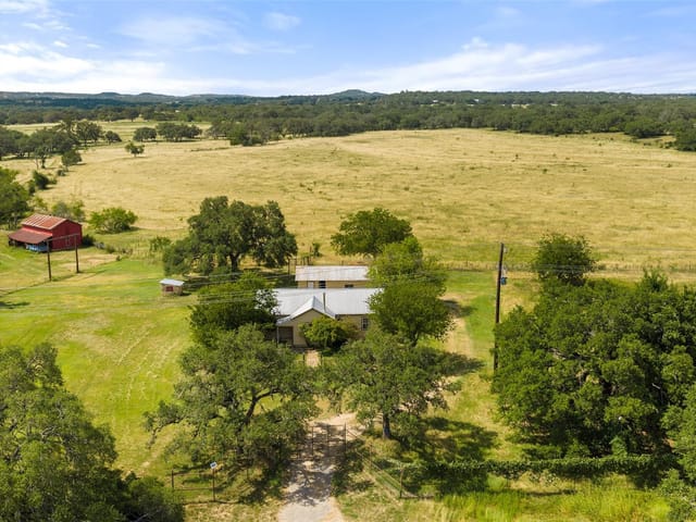 3310 Ranch Road 165