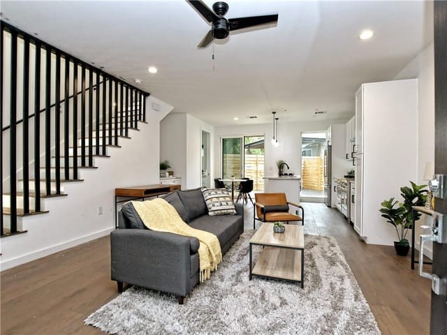 3314 Garden Villa LN Unit #B