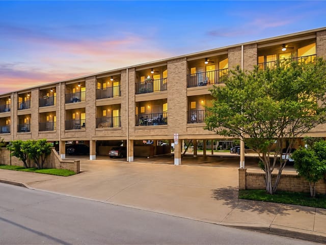 3316 Guadalupe ST Unit #213
