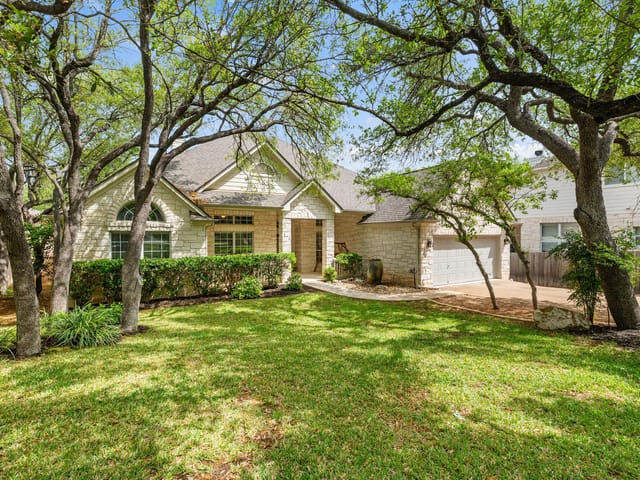 3316 Summer Canyon DR