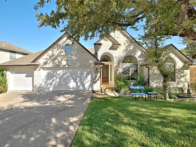 3317 Adelanto CT