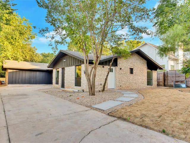 3317 Hycreek Dr Unit #B