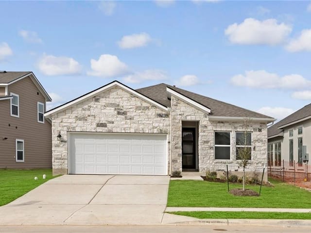 332 Lacey Oak LOOP