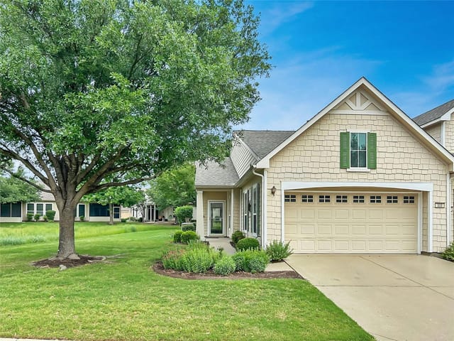 333 Portsmouth Dr