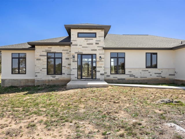 333 Spicewood Trails DR