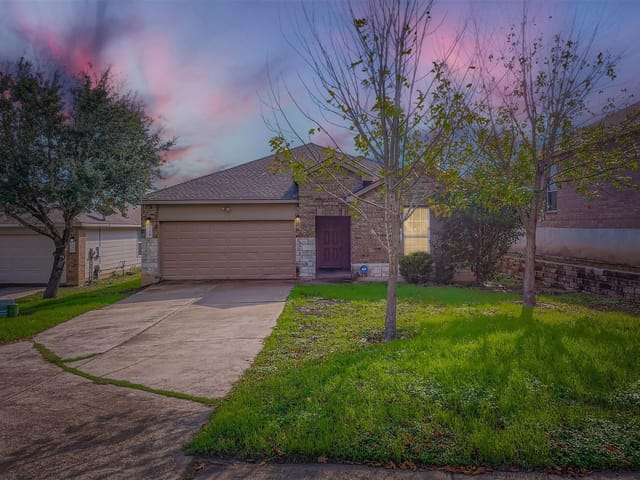 334 Nandina Dr