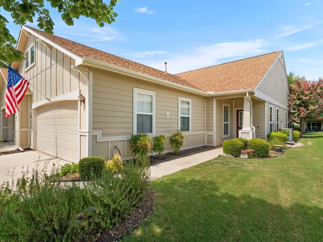 334 Portsmouth DR