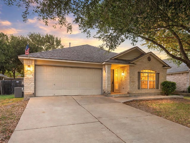 3353 Rod Carew DR